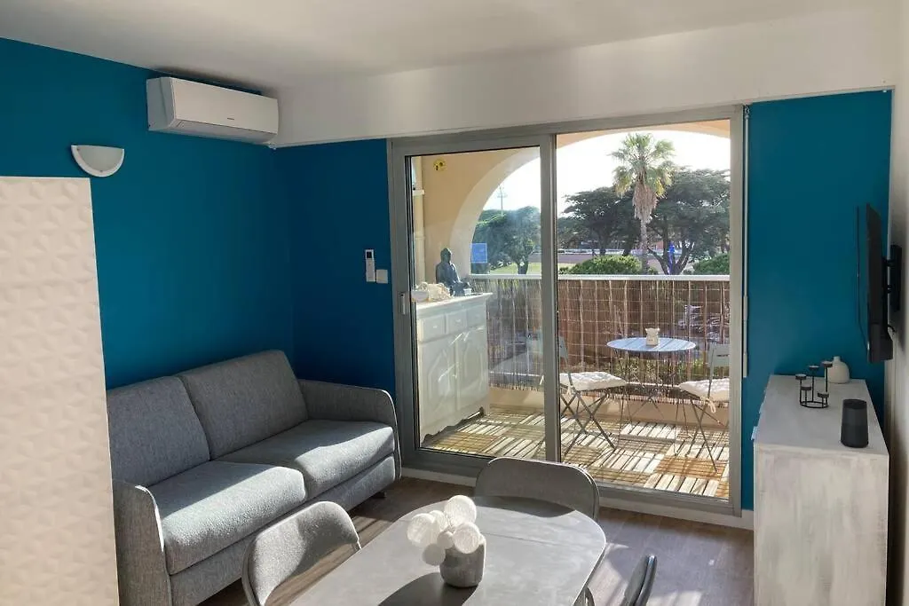 Appartamento Escapade Au Port Hyères Francia